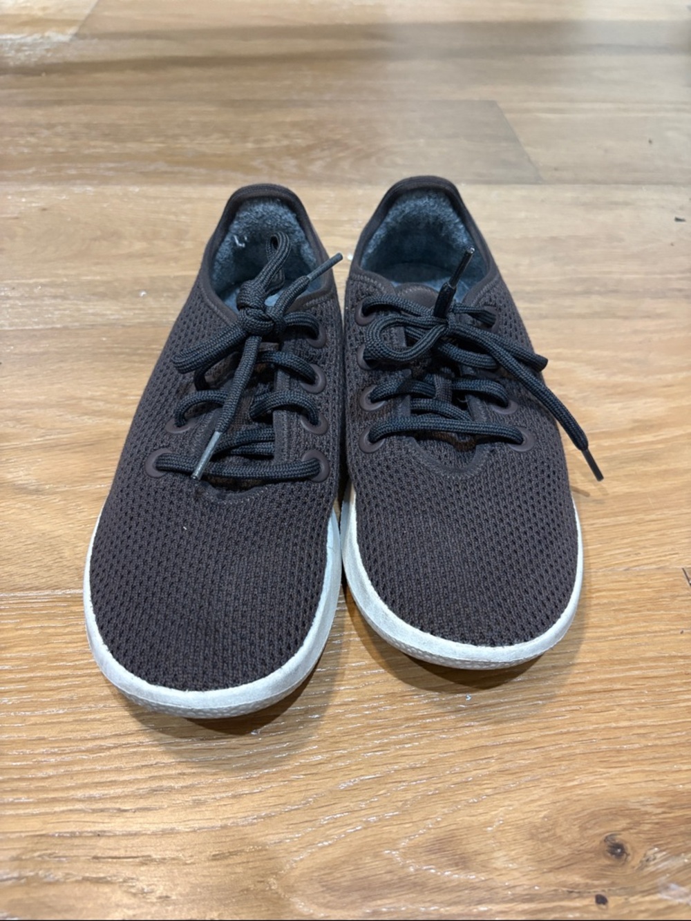 Allbirds Women’s Tree Runners Size 7 Dark Chocolate Brown White Soles Athletic - Picture 3 of 14